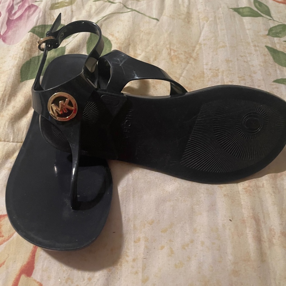 Michael kors navy blue jelly sandals size 6
